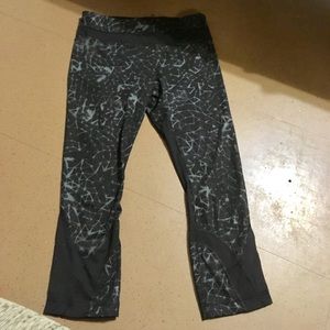 Lululemon Inspire Crop 6